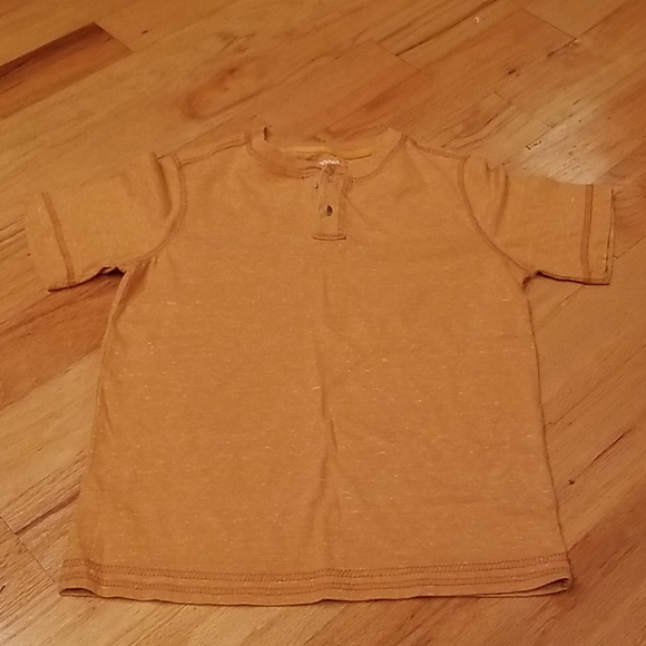 Bundle of 3 Boys Tees - Picture 3 of 3